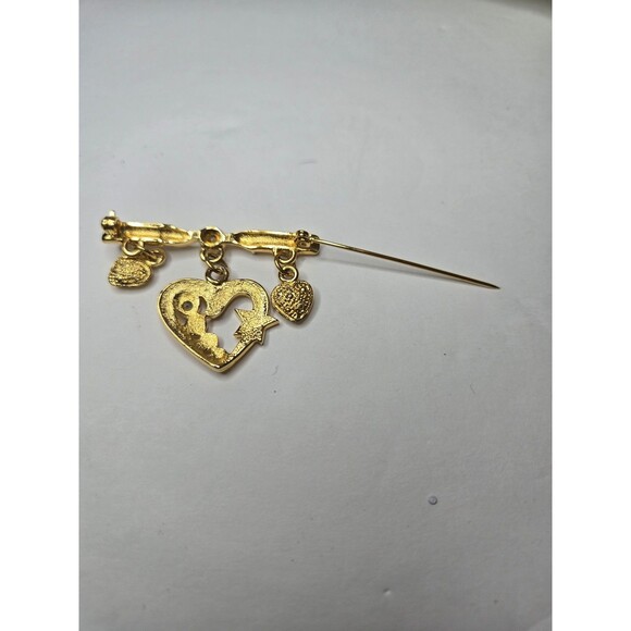 Vintage Inspired Heart Brooch Three Hearts Rhinestones - Picture 5 of 7